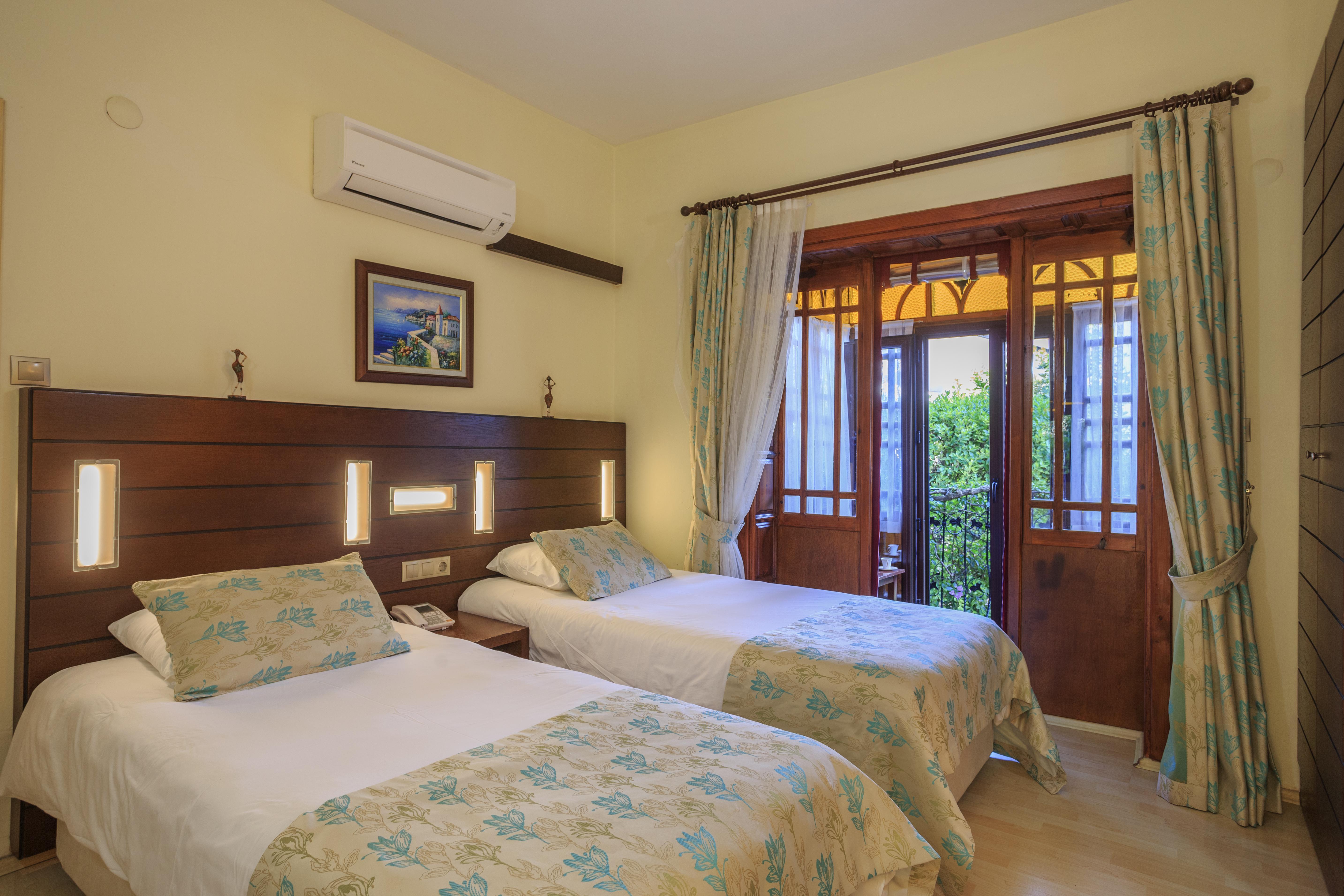 Hotel Villa Daffodil Фетие Екстериор снимка